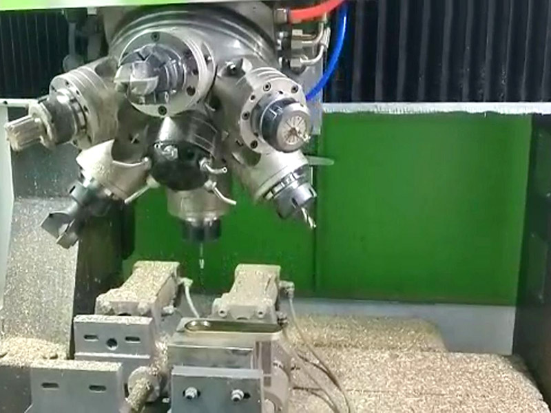 雕銑機攻絲效果如何？設(shè)備缺陷！