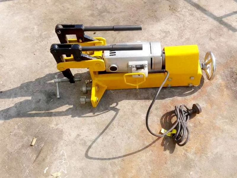 內(nèi)燃鋼軌鉆孔機怎么操作使用?