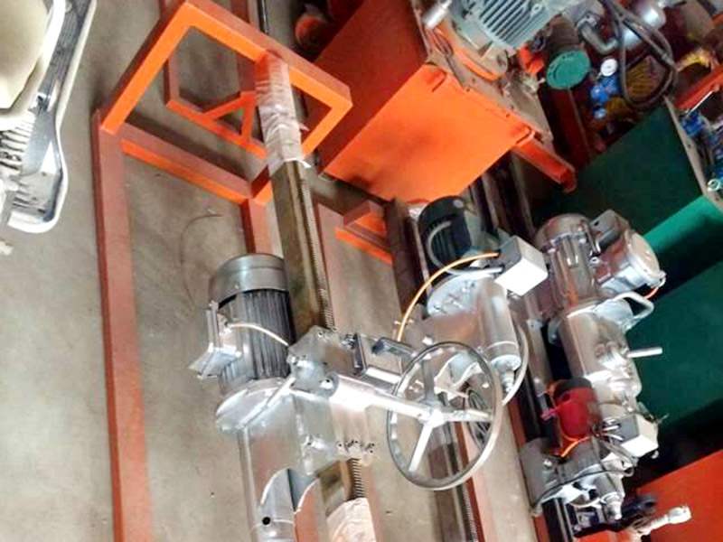 鉆孔機(jī)倒轉(zhuǎn)怎么回事？有哪些危害？