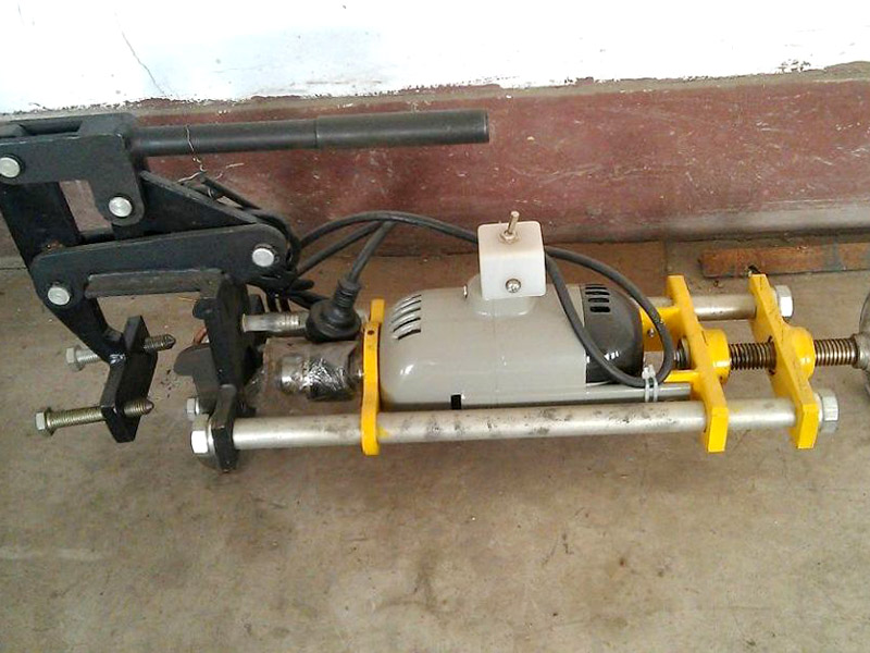 鉆孔機(jī)怎么用來(lái)釘釘子？方法分享